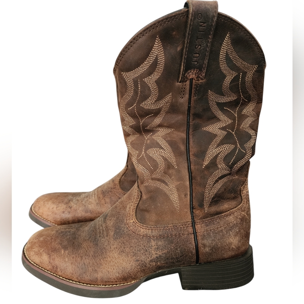 Justin Boots Distressed Brown Western Boots